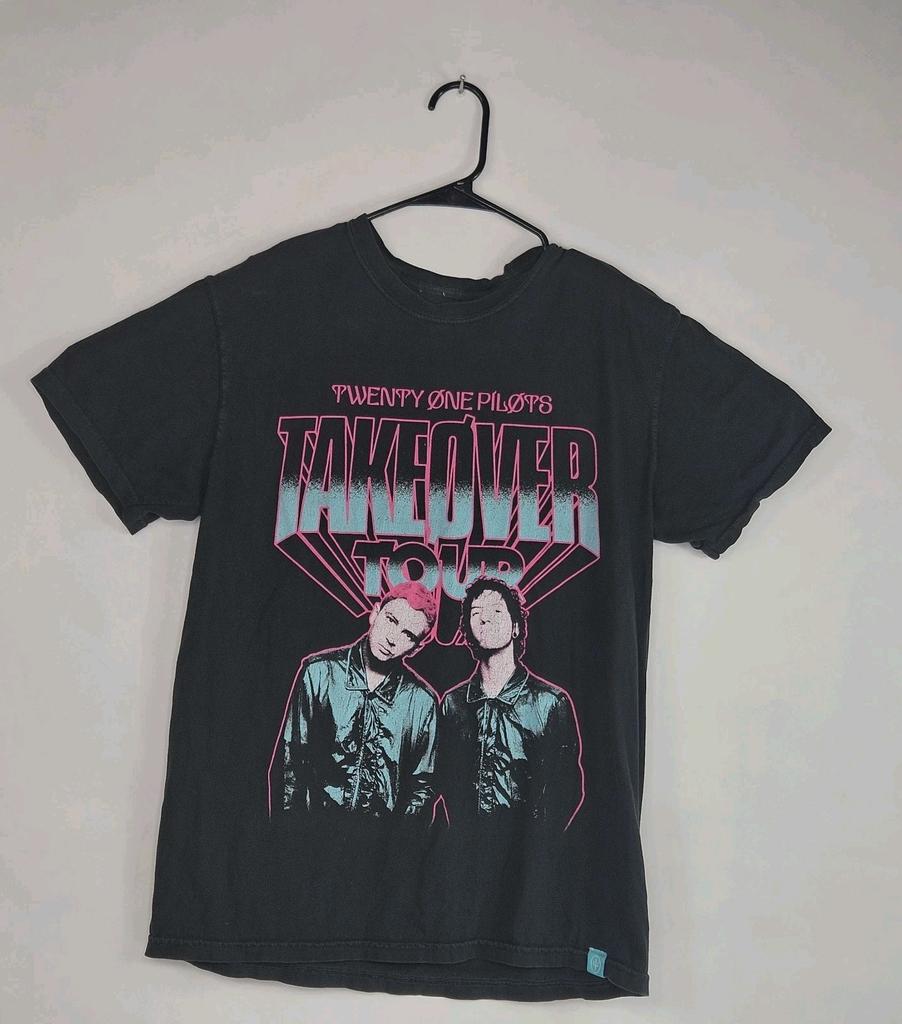 student Cotton T-shirt Twenty One Pilots Takeover Tour 2021 Band T-Shirt Medium Black Neon Graphic