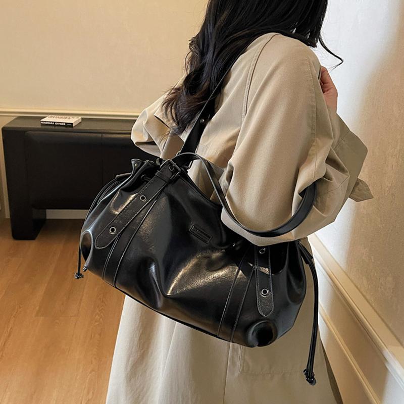 Light Luxury Brand Designer Shoulder Bag Korean-style Fashion Crossbody Bag Retro Trendy Commuter Bag Simple High-end Women Bags