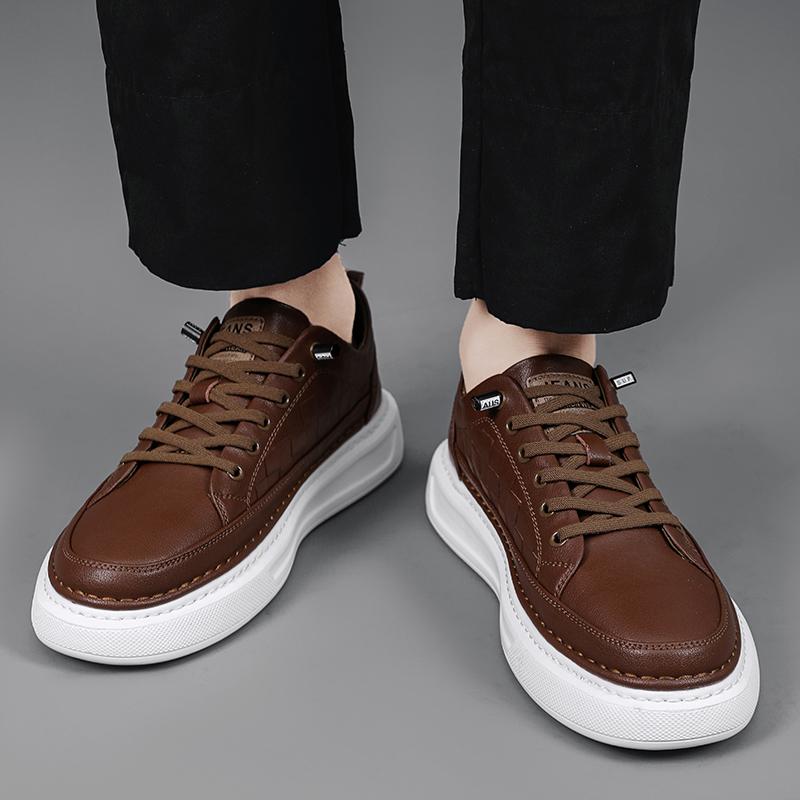 Fashion Four Seasons Men's Board Shoes Trendy Minimalist and Handsome Style Leisure Outdoor Sports High Quality Daily Shoes White
