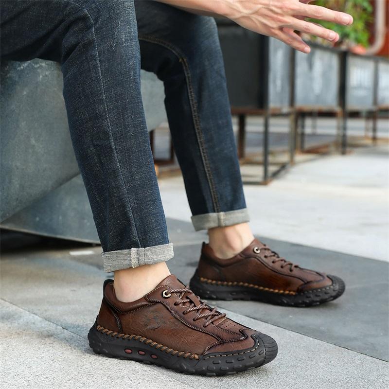 Fashion 2025 New Large Size Men Casual Leather Flats Walking Shoes High Quality Outdoor Antiskid Hiking Sneakers Lace Up Driving Shoe