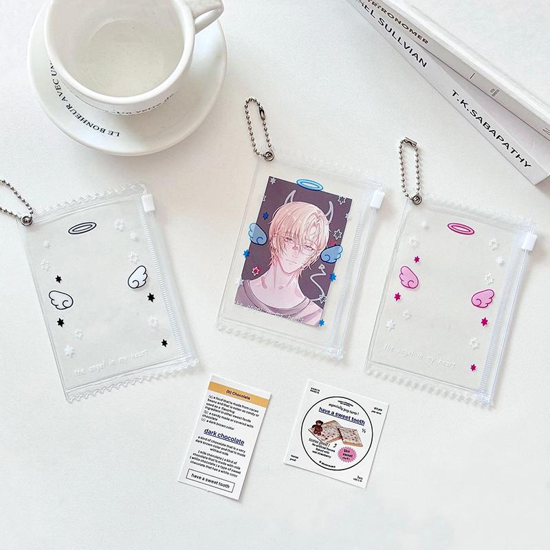 Transparent Photocard Holder Keychain Kawaii Angel Wings Photo Zipper Card Sleeves Portable Card Display Protector Pendant