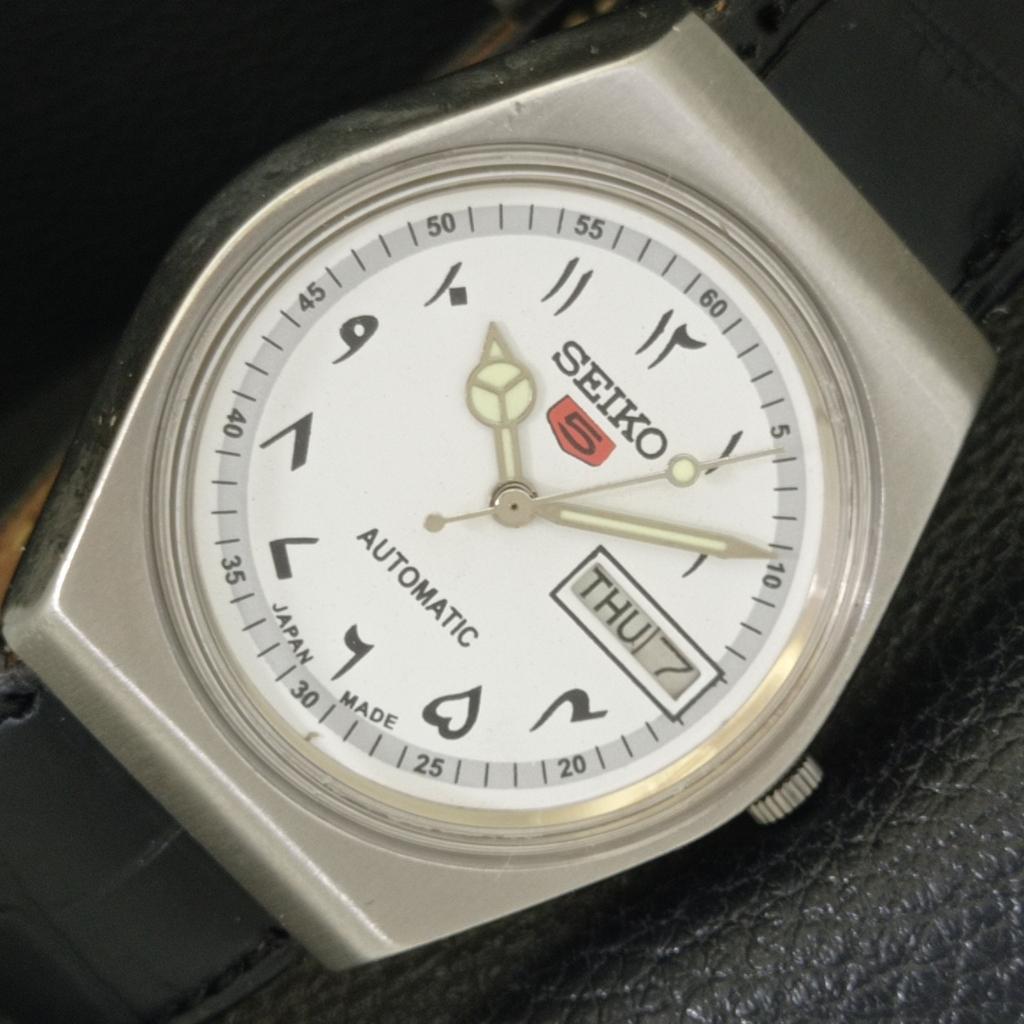 

JAPAN VINTAGE SEIKO 5 AUTOMATIC 6309A MENS ARABIC WHITE DIAL WATCH a701423-5 R206b-a701423