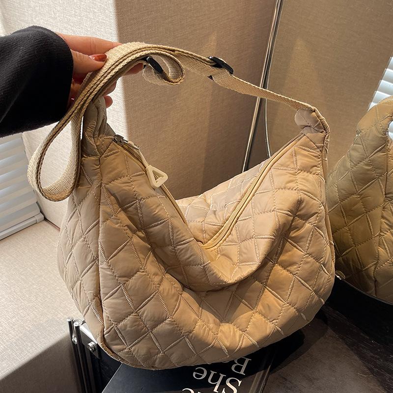 Trendy Quilted Crossbody Shoulder Dumpling Bag for Women