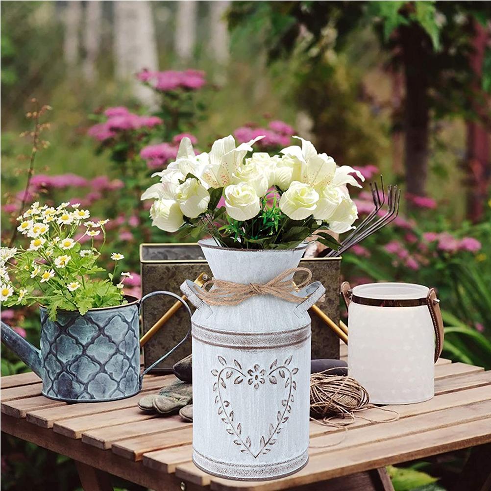 Vintage Flower Pot Iron Flower Pot Rustic Flower Bucket Metal Bucket Decorative Vase Pot for Garden Living Room Table