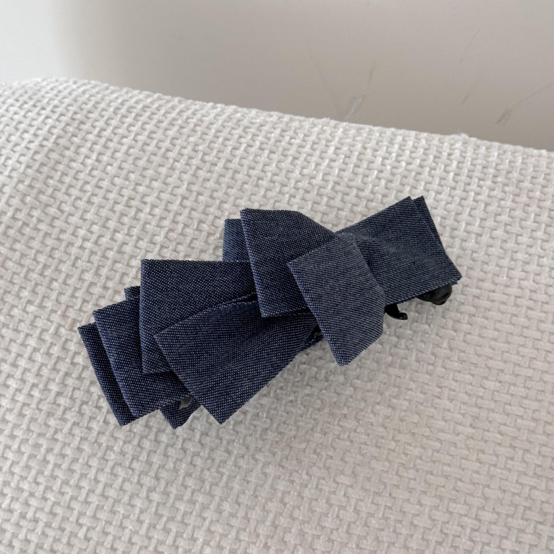 

Плиссированный бант, Заколка-банан, Хвост в корейском стиле, Вертикальная заколка, Заколка-твист, Женский стиль темно-синий