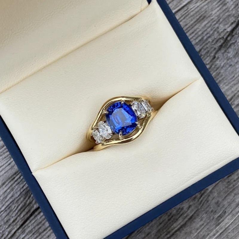 Gorgeous Gold Color Inlaid with Blue Stone Rings Attractive Party Engagement Wedding Rings for Women Jewelry