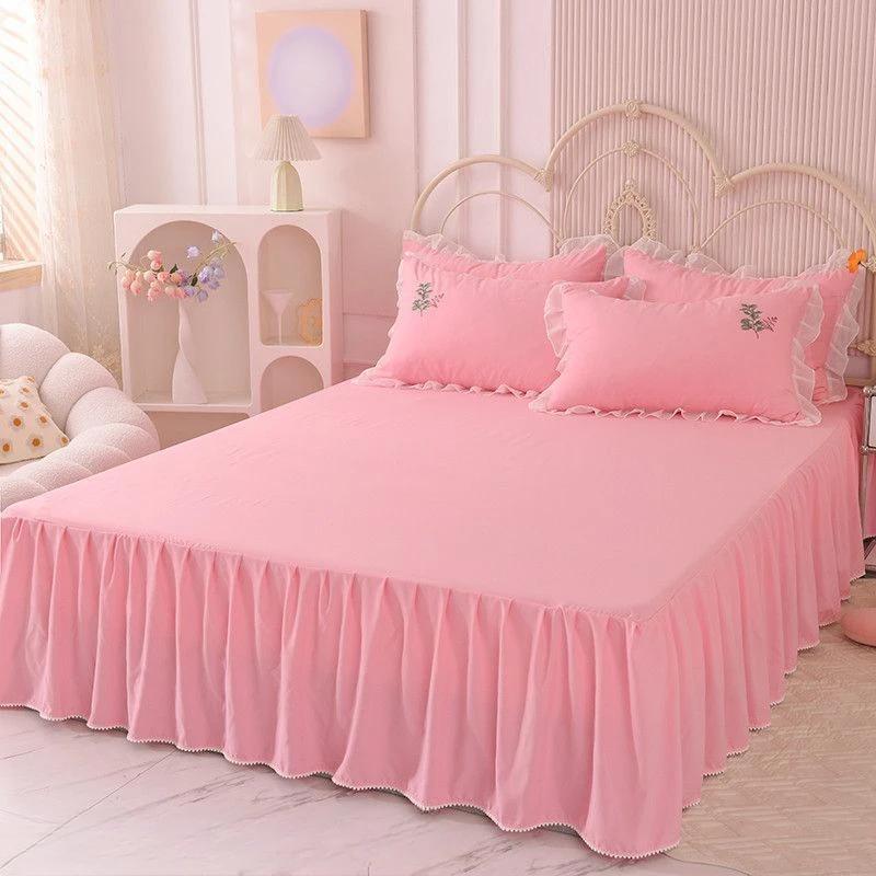 Seasonal Universal Skin Friendly Bedspread Thick Cotton Padding Modern Minimalist Anti Slip Protective Cover