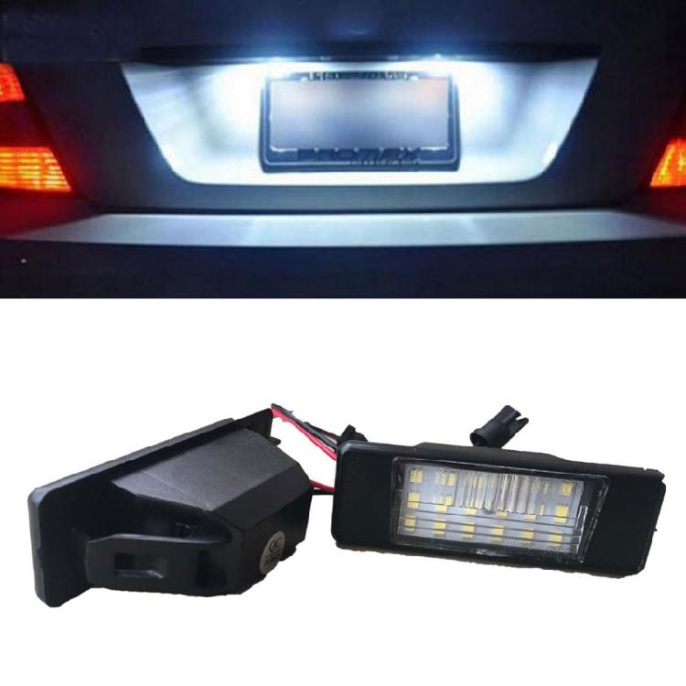 2Pcs Vehicle Rear License Plate LED Light for  X-Trail  Qashqai