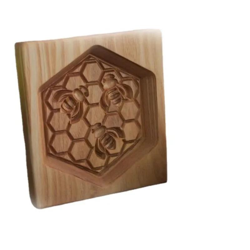 Wooden Biscuit Mold Portable Kitchen Wooden Gingerbread Cookie Molds Wood Color Rose Pine Cones Flowers Mould Baking Cake Tools