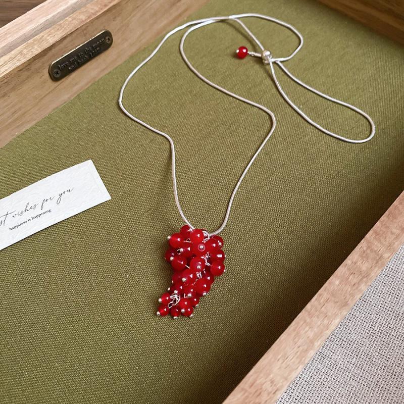 Retro Irregular Bow & Heart Tassel Necklace - Cool Versatile Clavicle Chain for Autumn & Winter