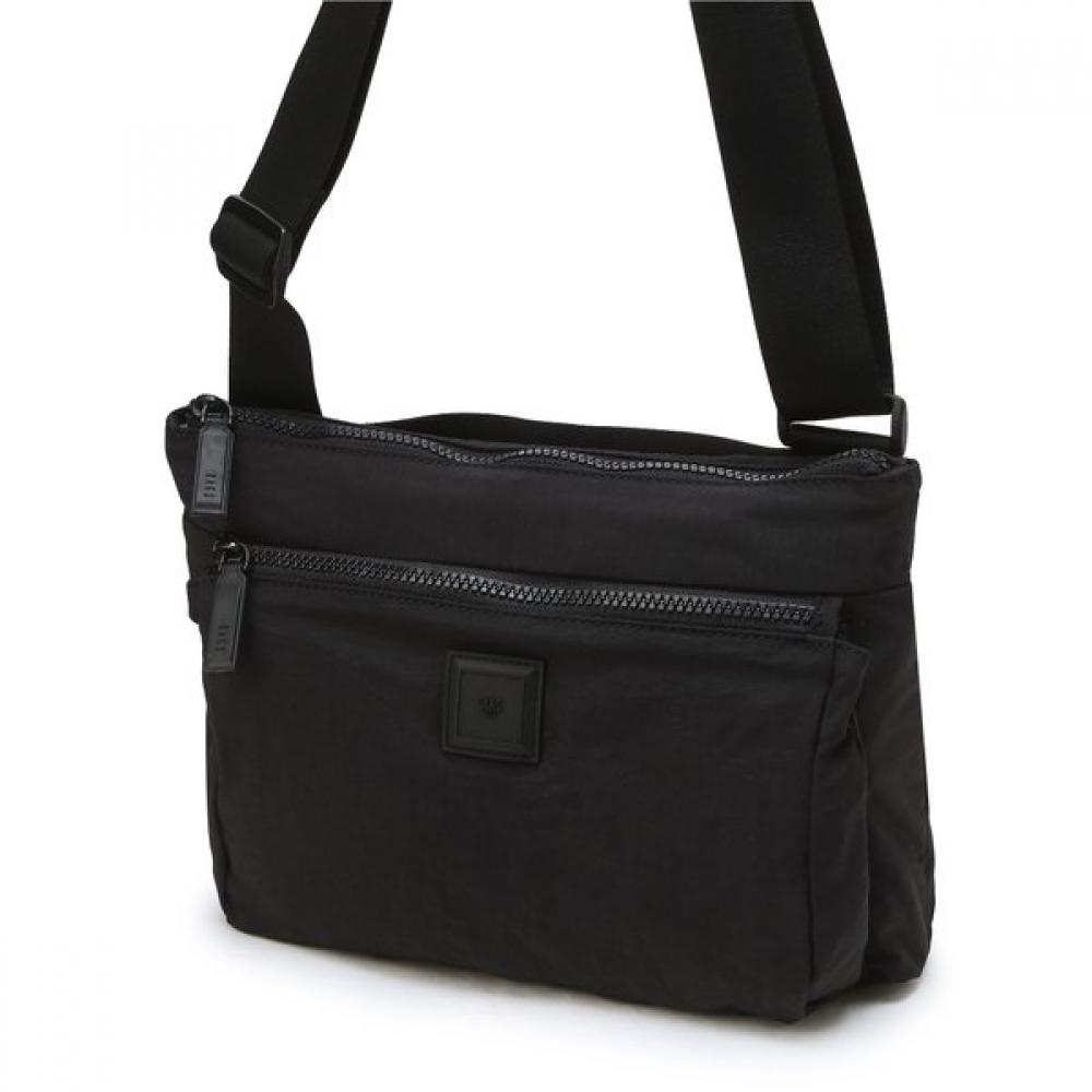 Daks Mini Crossbody Bag Black Dbba4eg10bk