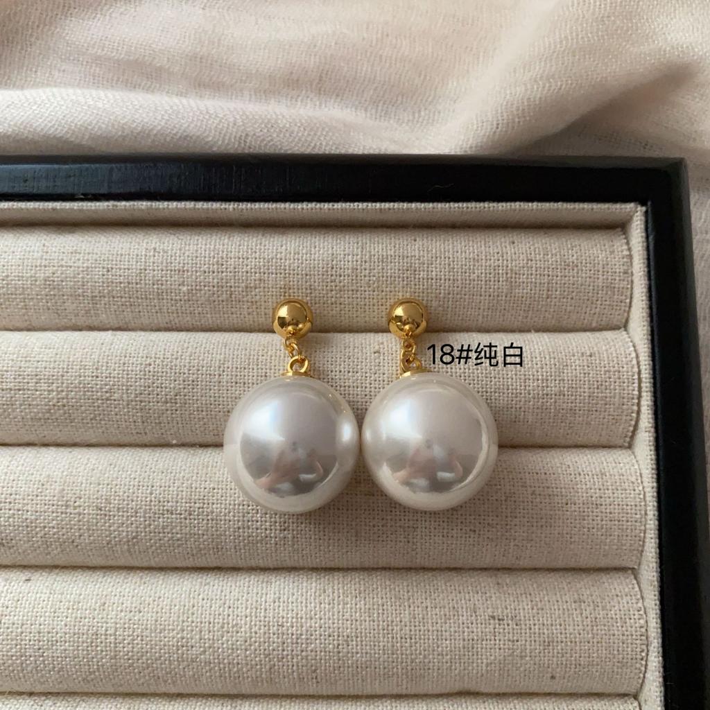 Simple Pearl Earrings Large Earrings Stud Earrings Versatile Fashion Women High-End Celebrity Temperament Light Luxury Earrings
