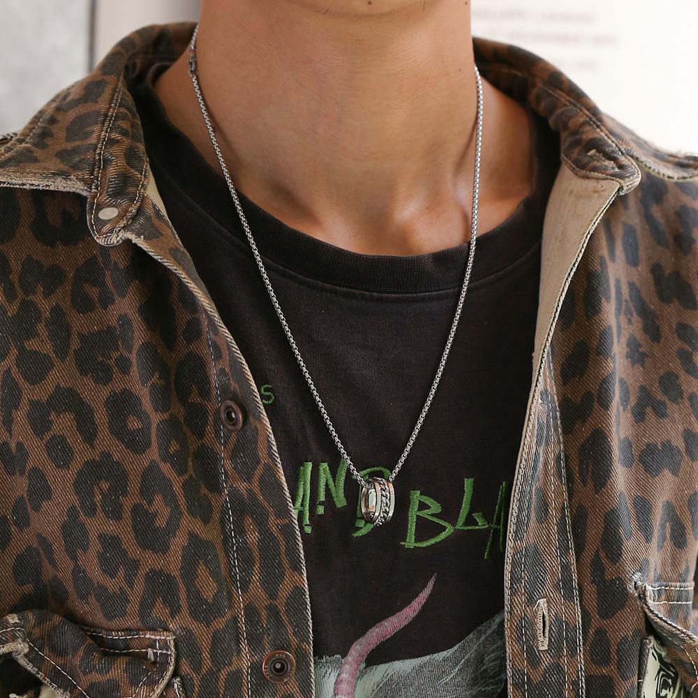 Open Wine Bottle Opener - Rotating Ring Necklace for Men, Also Suitable for Women. Hip-hop Style Personalized Pendant.