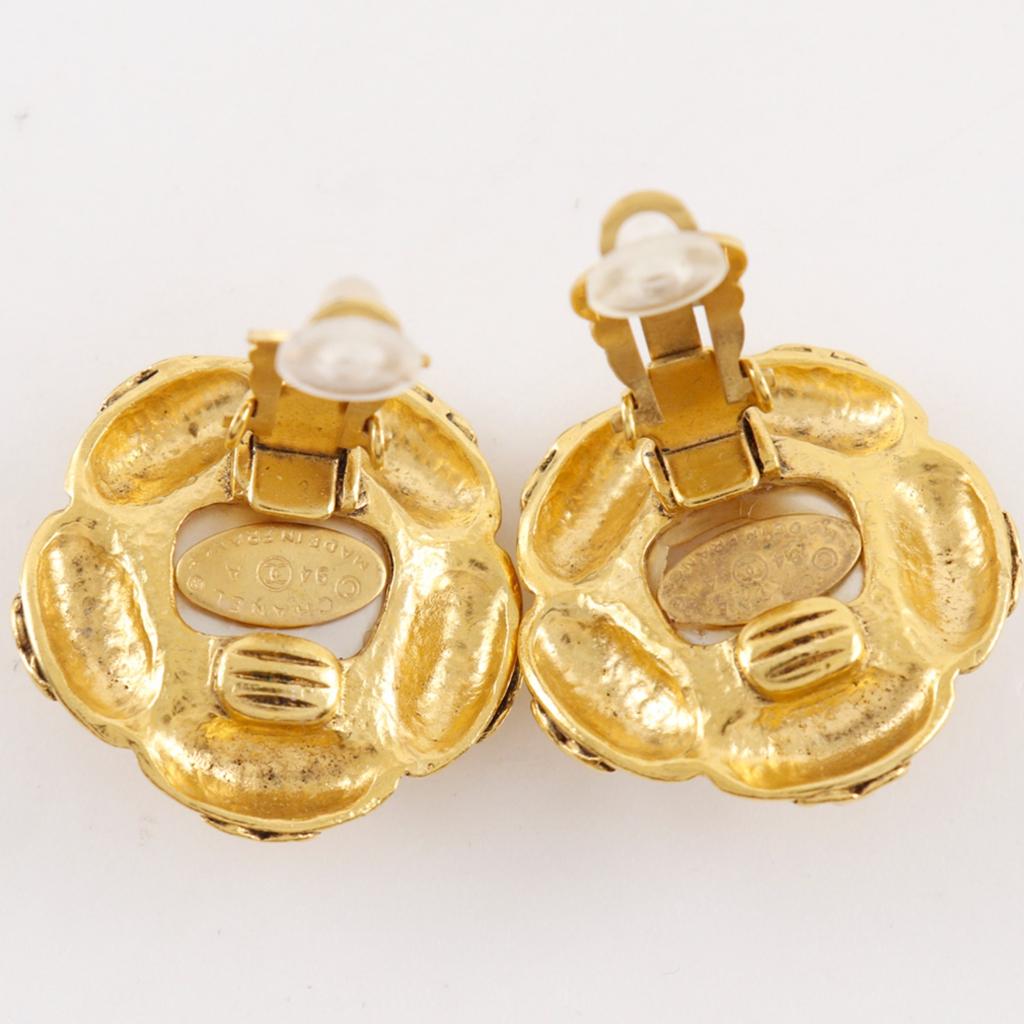 CHANEL COCO Mark Flower Earring vintage Plated Gold/Fake pearl flour 21.6g Women Used