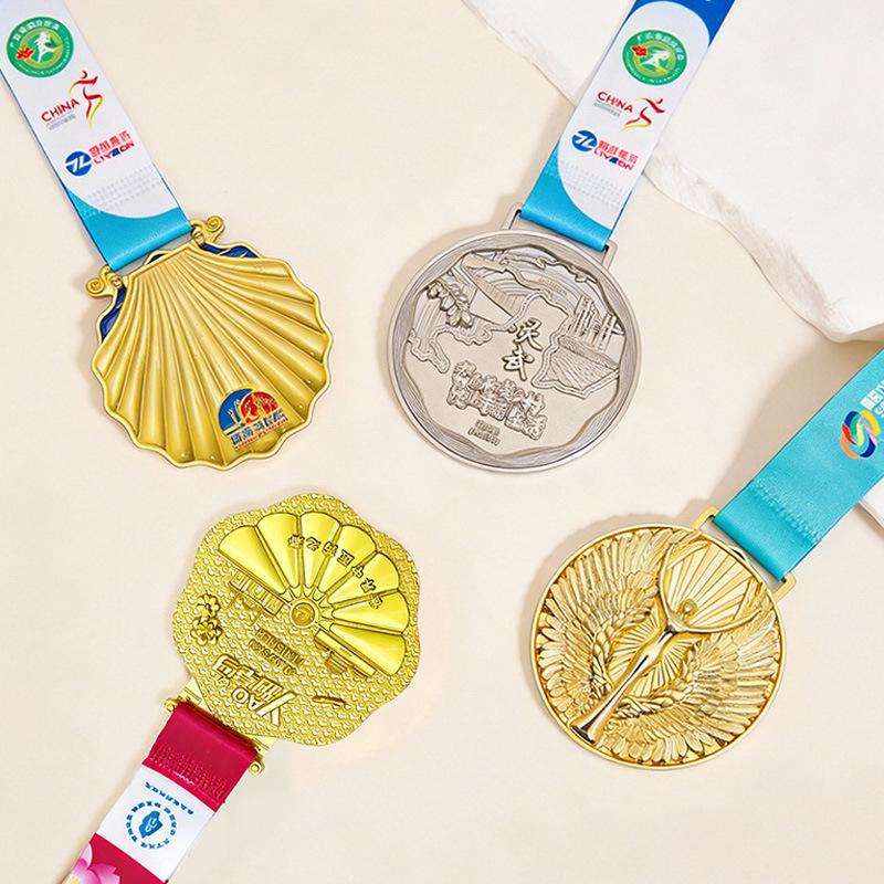 Custom Large Marathon Medal: Professional Design & Commemorative Hanging Plate