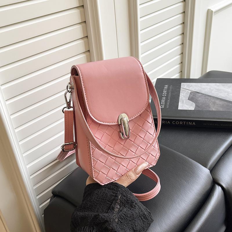 Today's popular bag women's new portable small square bag versatile messenger mobile phone bag small bag