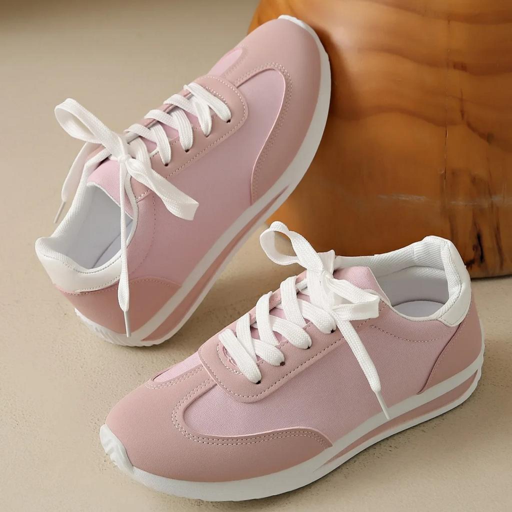 Fashion Ladies Large Size Fashionable Contrast Color Leather Surface Sports Shoes Spring Autumn Season Unisex Slip-On Casual Sneakers