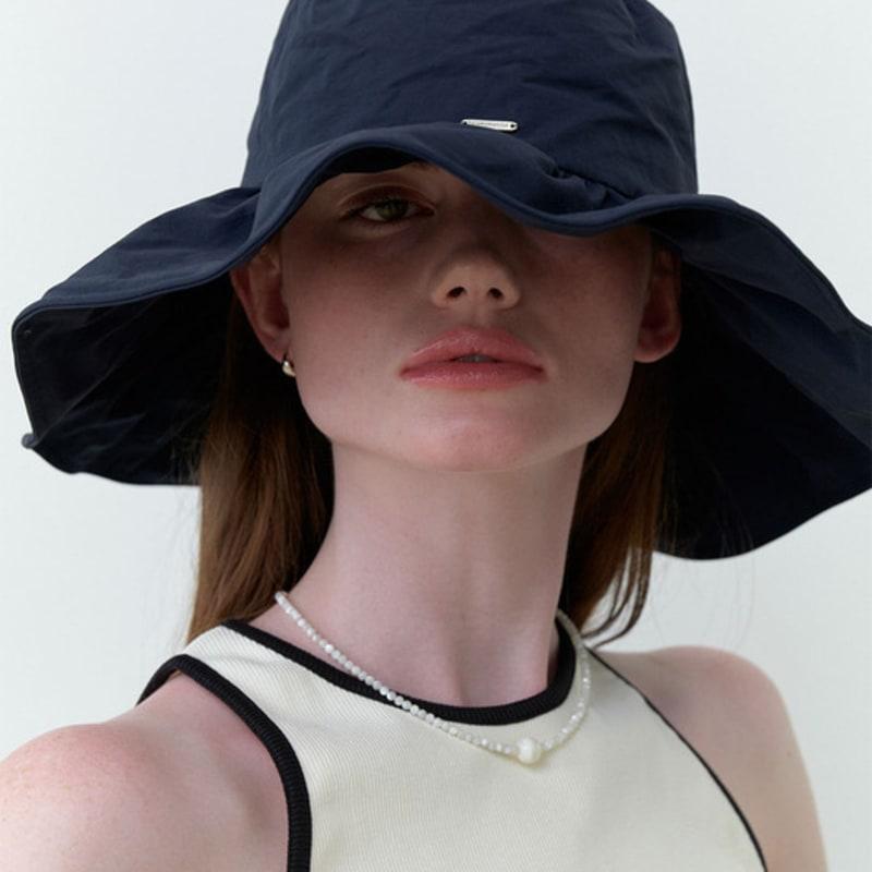 LOVE ME MONSTER Sunflower Bucket Hat_Navy (L242MCP060)
