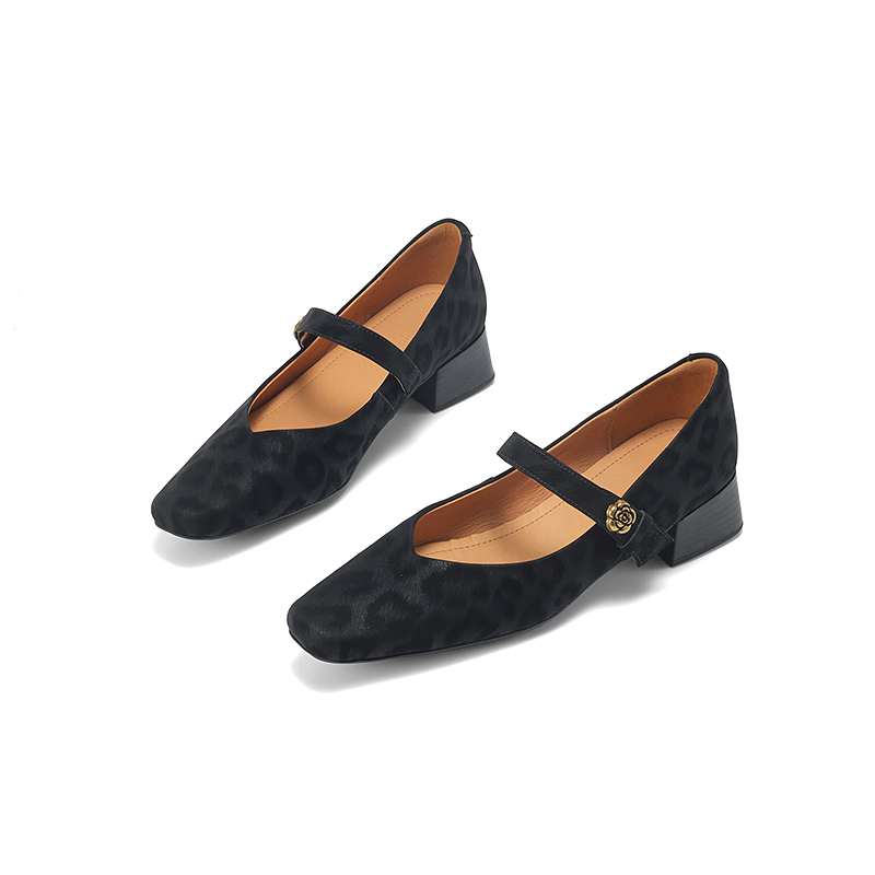 Krazing Pot Sheep Skin Summer Spring Autumn Med Heels Buckle Straps Women Leopard Patterns Square Toe Shallow Pumps