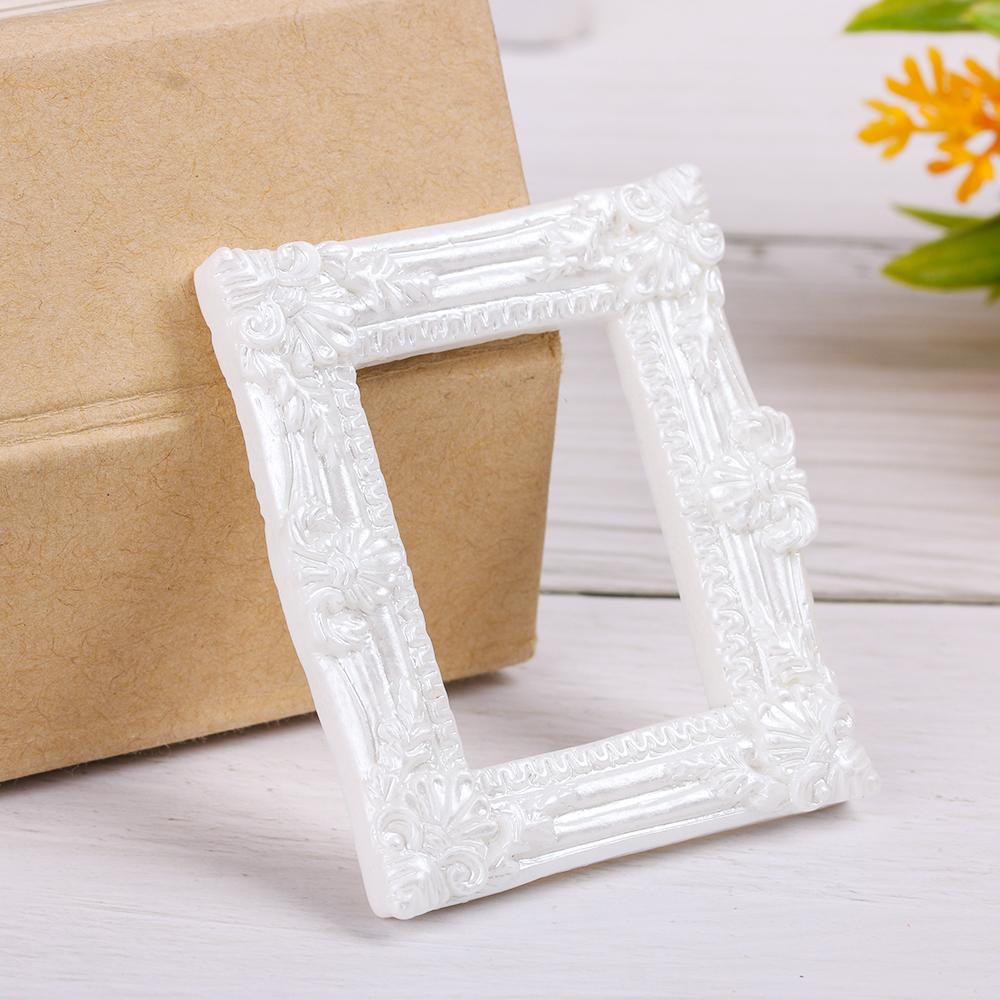 2Pcs 1/12 Mini Resin Photo Frame Dollhouse Miniature Accessories Simulation Furniture Model Toy for Children Doll House Decor