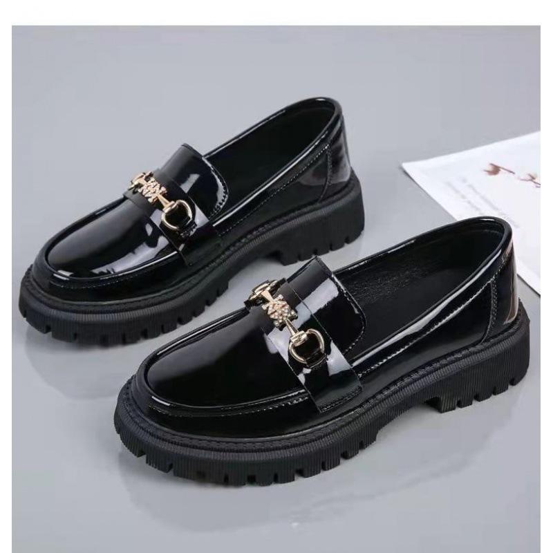 Loafers 2025 New Leather Shoes Women's Spring British Style Versatile Single Shoes Patent Leather Soft Sole Cover Foot Pedal