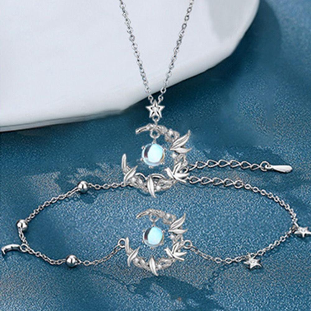 

Элегантное ожерелье из стерлингового серебра 925 пробы с подвеской из лунного камня, браслетом и серьгами в комплекте с девушкой Necklace