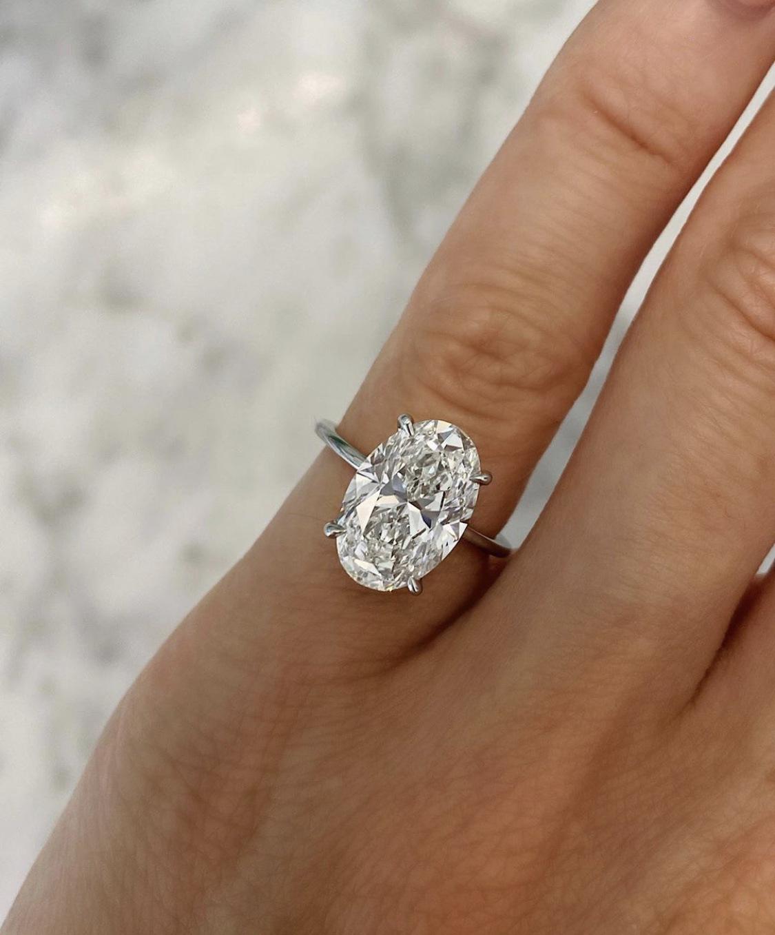 

Минималистичное кольцо «Три камня» с инкрустацией цирконами - Ручная работа, Супер блестящий вид бриллианта Size 6 серебряный