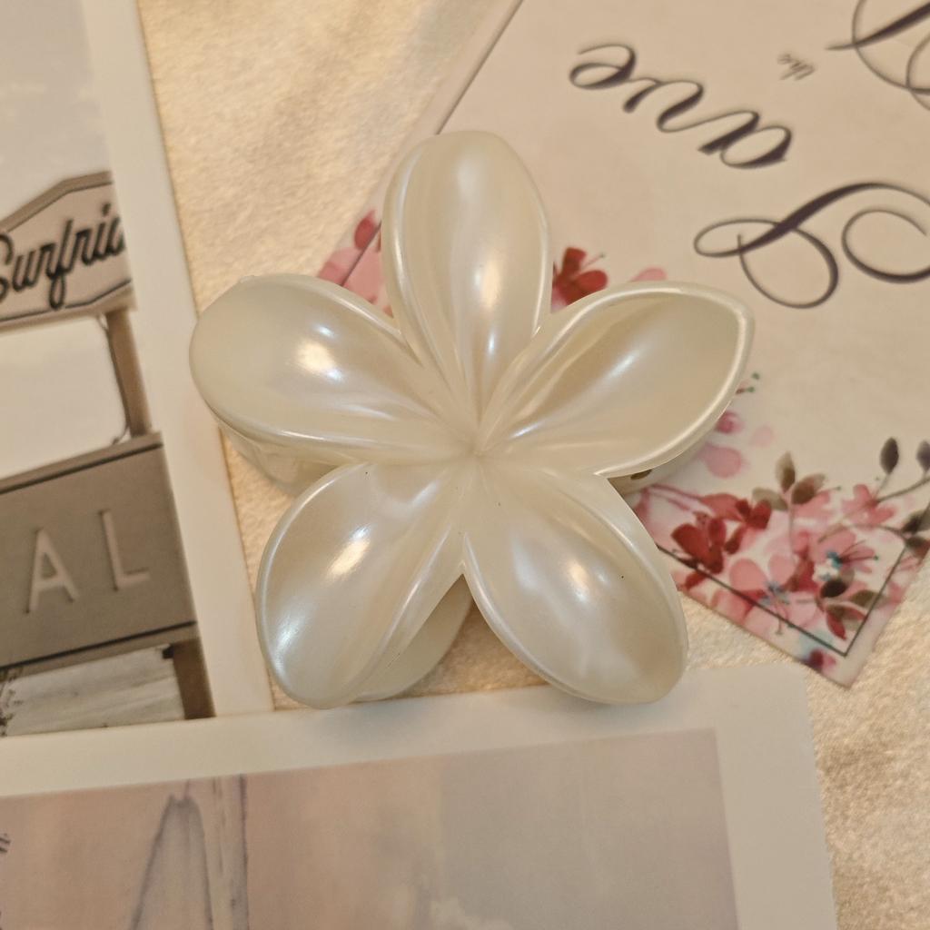 1-4Pcs Fashion Flower Hair Claw Clips for Women Gold Silver Color Large Hairpins Ponytail Shark Clip Headdress Hair Accessories