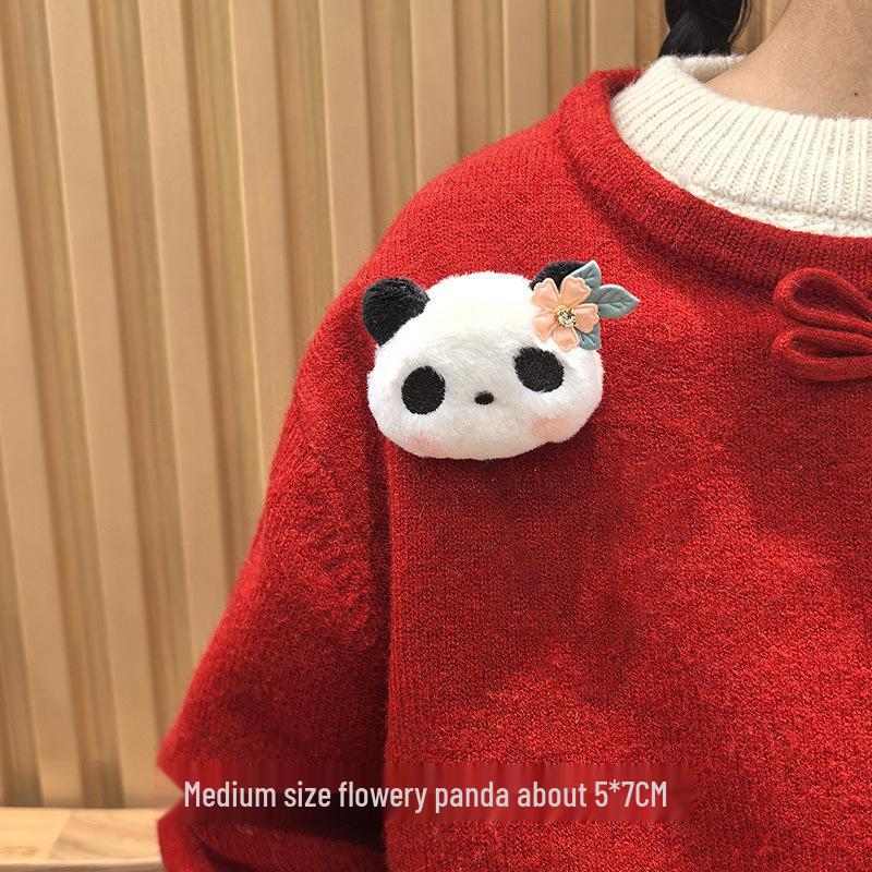 Adorable Red Panda Brooch: Cute Plush Backpack Pin for Students, Couples & Women - Perfect Birthday Gift