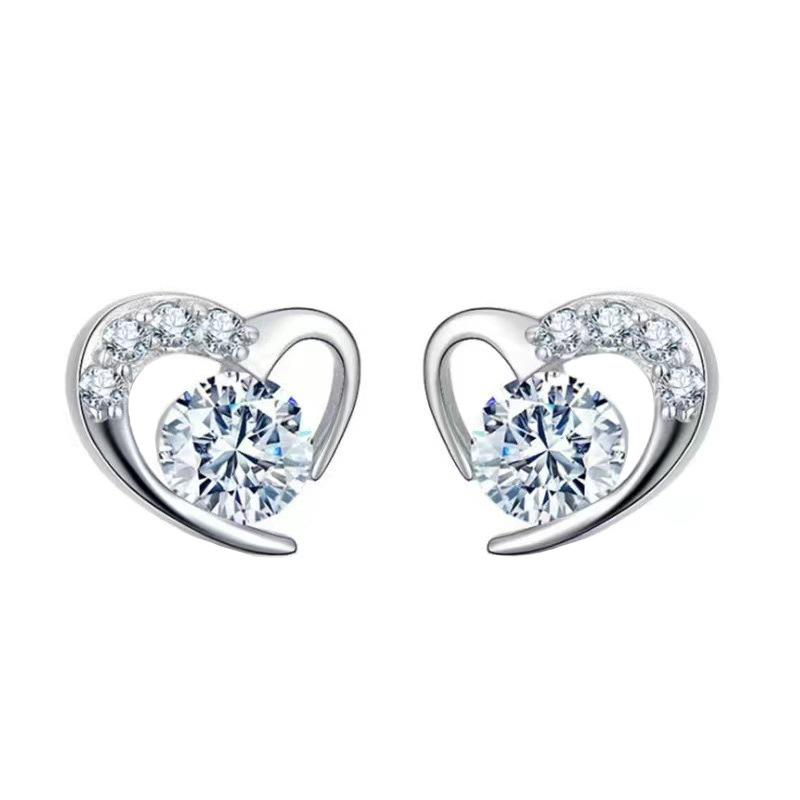 Delicate Hollow Heart Earrings Light Luxury Zircon Heart Studs Sweet Sparkle Earrings