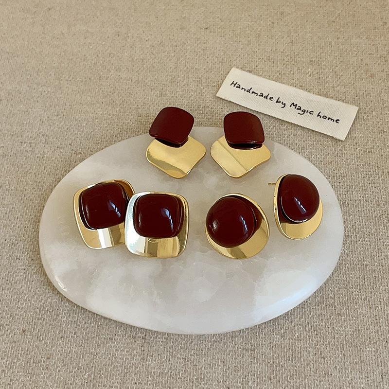 Boucles d'oreilles à tige géométriques en métal Ankola rouge, goutte d'huile, pour femmes, automne et hiver, légères, luxueuses, élégantes et polyvalentes