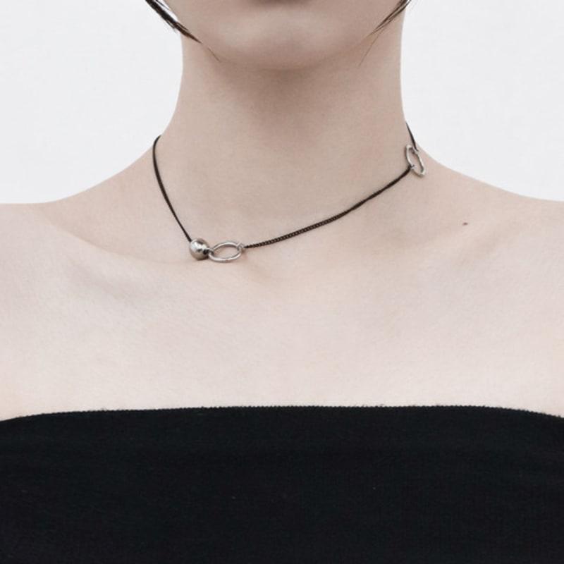 Baroque Stone Black Chain Three Circle Necklace