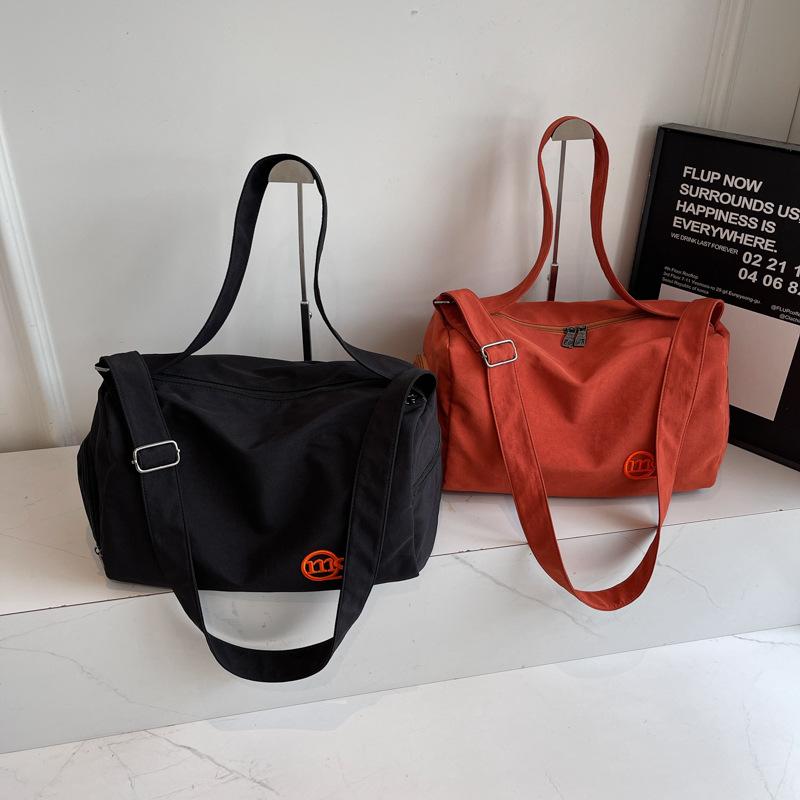 Trendy and fashionable swimming fitness bag women's large-capacity wet and dry separation travel bag men's messenger boarding duffel bag