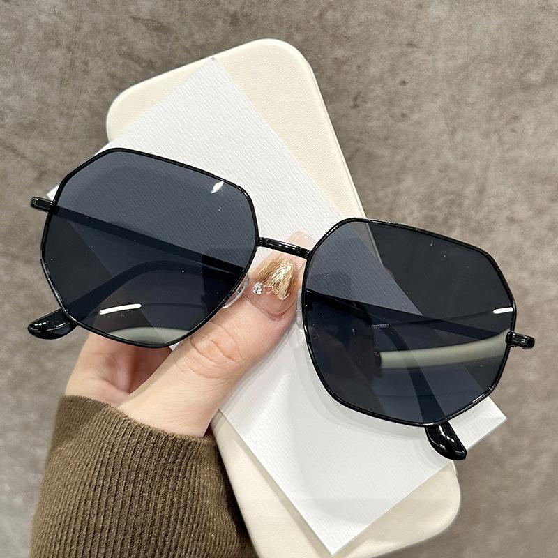 Metal Polygon Transparent Blue Sunglasses Men And Women Driving Sunshade Sunscreen Uv Protection Fashion Sunglasses