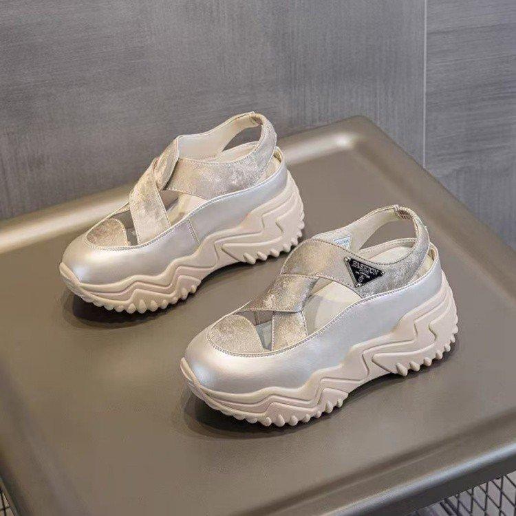 Inner Heightening Bag Head Sandals Women's Shoes 2025 New Summer Hollow Little White Shoes Platform Casual Sports Shoes Dad Shoes