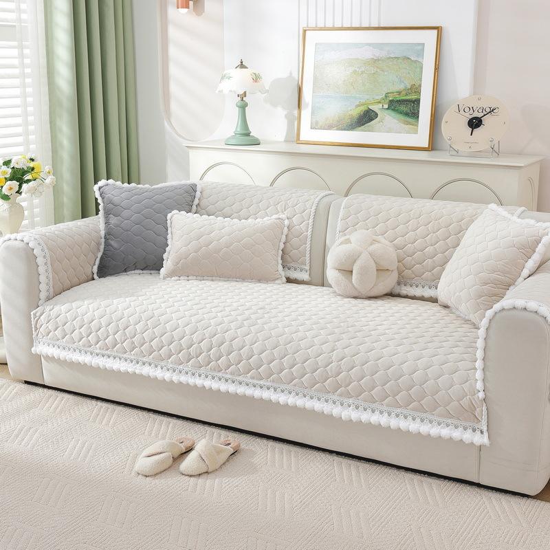

Plush Sofa Cushion, Autumn And Winter Non-Slip Seat Cushion, Thickened Leather Sofa Cover, All-Inclusive Sofa Cover Towel 70*70cm