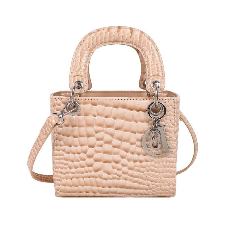 Fashion hand carry small square bag, the new niche simple women's bag of the season, trendy versatile single shoulder messenger bag
