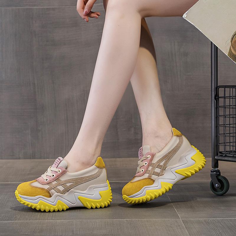 

8856 Four Seasons Versatile Light Mouth Lazy Shoes Retro Style Soft Sole Casual Shoes Women s Shoes 40 светло-желтого