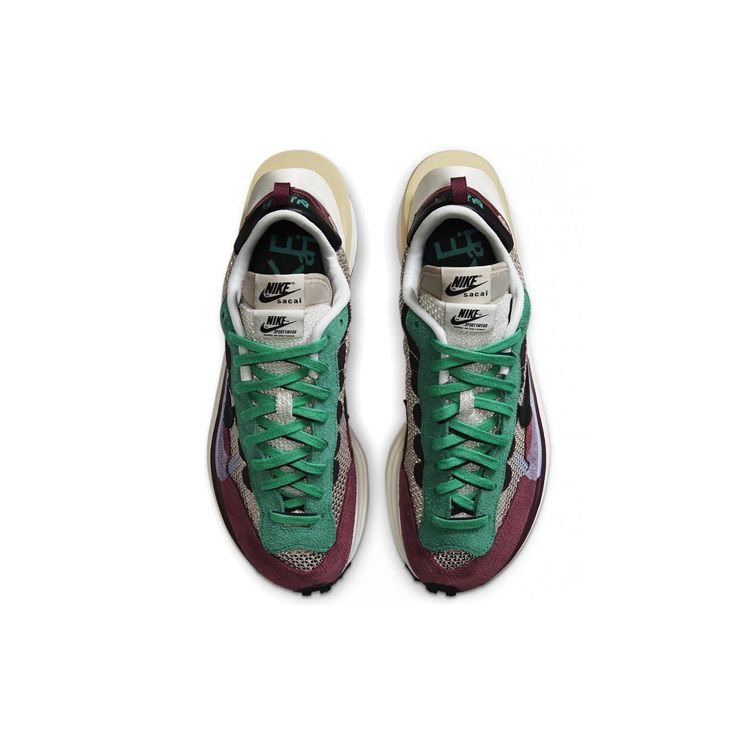 Sacai X Nike VaporWaffle SP Villain Red Unisex Sneakers String Black Neptune-Green DD3035-200