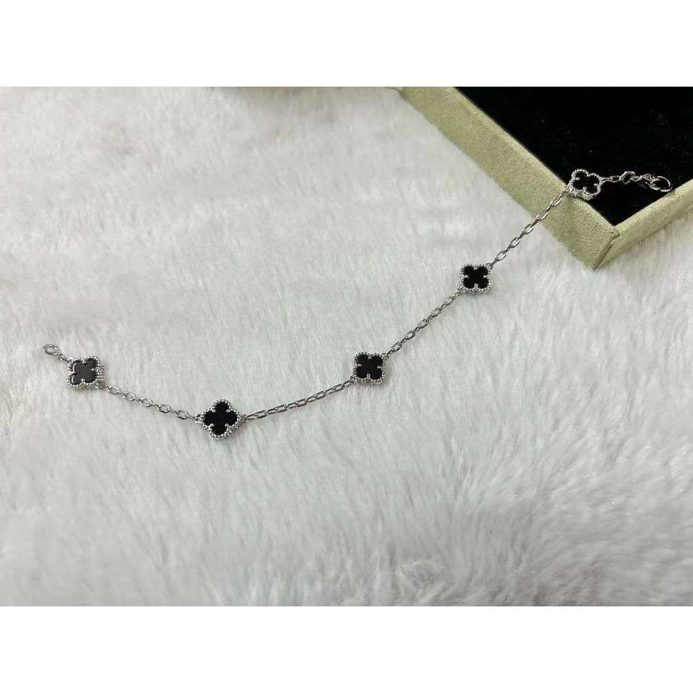 

High-end Four-leaf Clover Bracelet Mini Six-flower Carnelian Black Agate Girls Bracelet v gold
