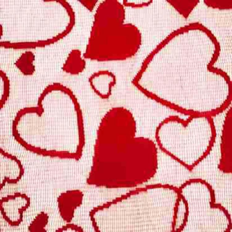 5Pcs Valentines Theme Lace Table Runner and Placemat Set with Heart Pattern Romantics Weddig Anniversaries Dinner Decors