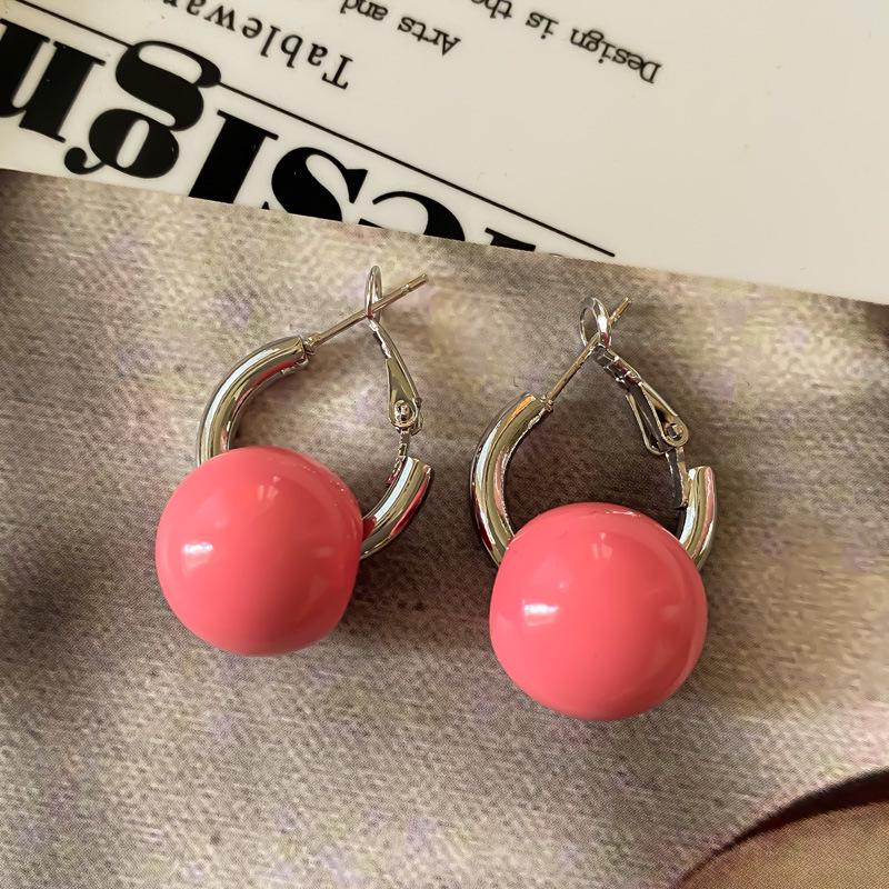 Retro Hong Kong Style Red Polka Dot Earrings: Playful & Elegant Dopamine Boost