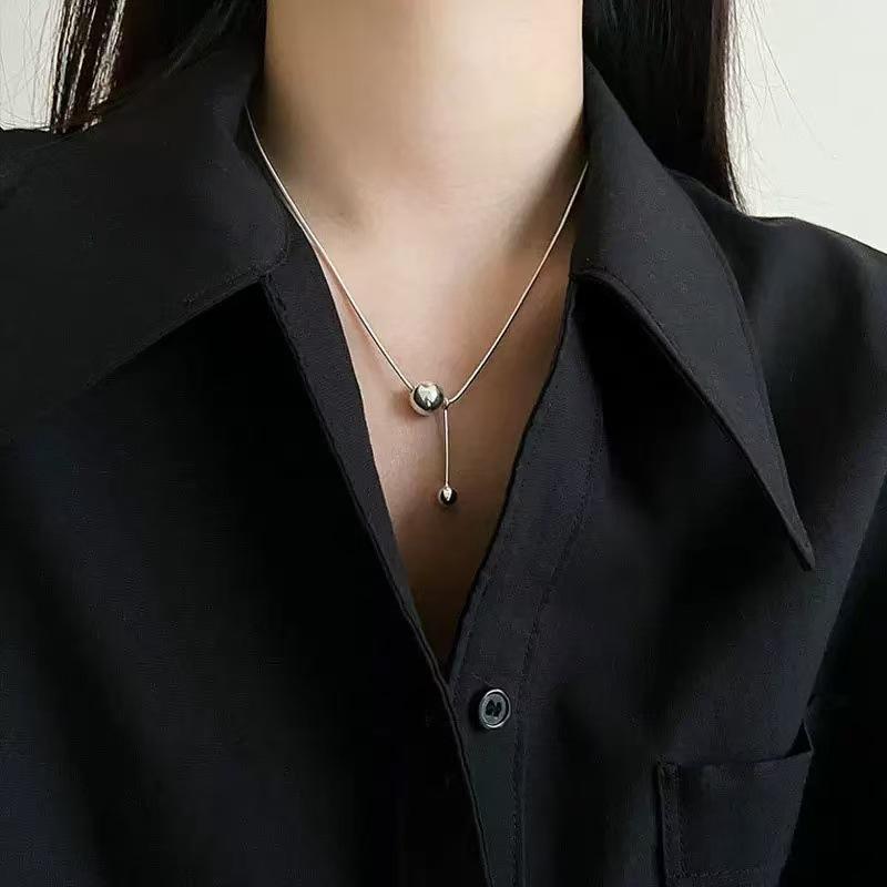 Color love butterfly beaded necklace women's summer new sweet cool babes Internet celebrity collarbone chain fringed neck chain sweater chain