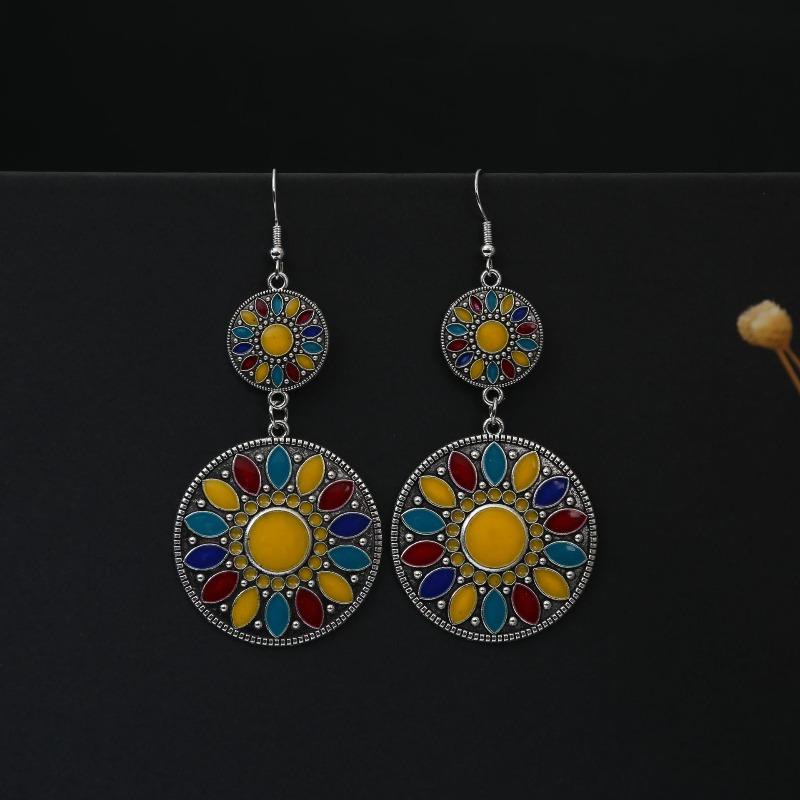 Bohemian fringed turquoise earrings, retro few earrings, personalized temperament earrings.