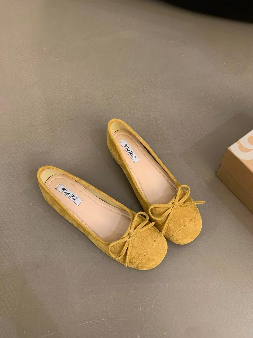 

Модные женские туфли на мягкой подошве на плоской подошве Осенние неглубокие мокасины Женская обувь Модные удобные универсальные туфли для женщин Кроссовки 35 жёлтый