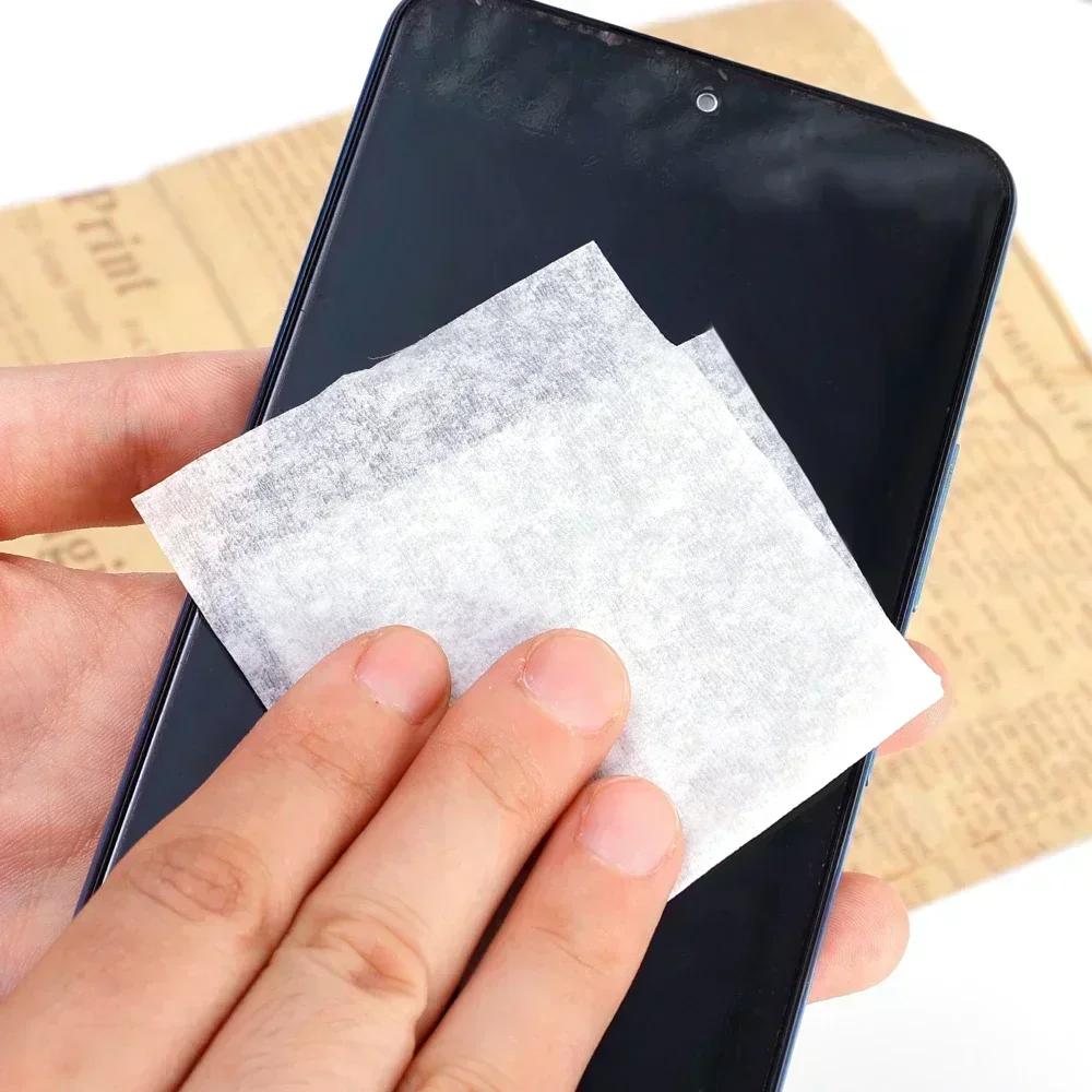 200 Pieces Glasses Wipes Anti-fog Screen Cleaning Cloth Accessories Alcohol Wipe Pad Lens Cleaning Wipes Microfiber Tools