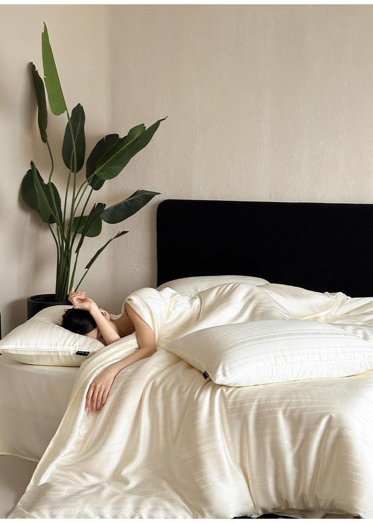 60s Tencel Jacquard 4-Piece Luxury Silk Fitted Bedding Set