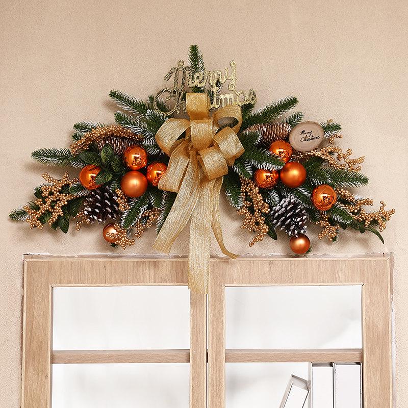 Champagner Gold Weihnachtsdekorationen: Baumkranz, Rattan-Geweih, Wand- & Türdekoration für Hotels & Einkaufszentren