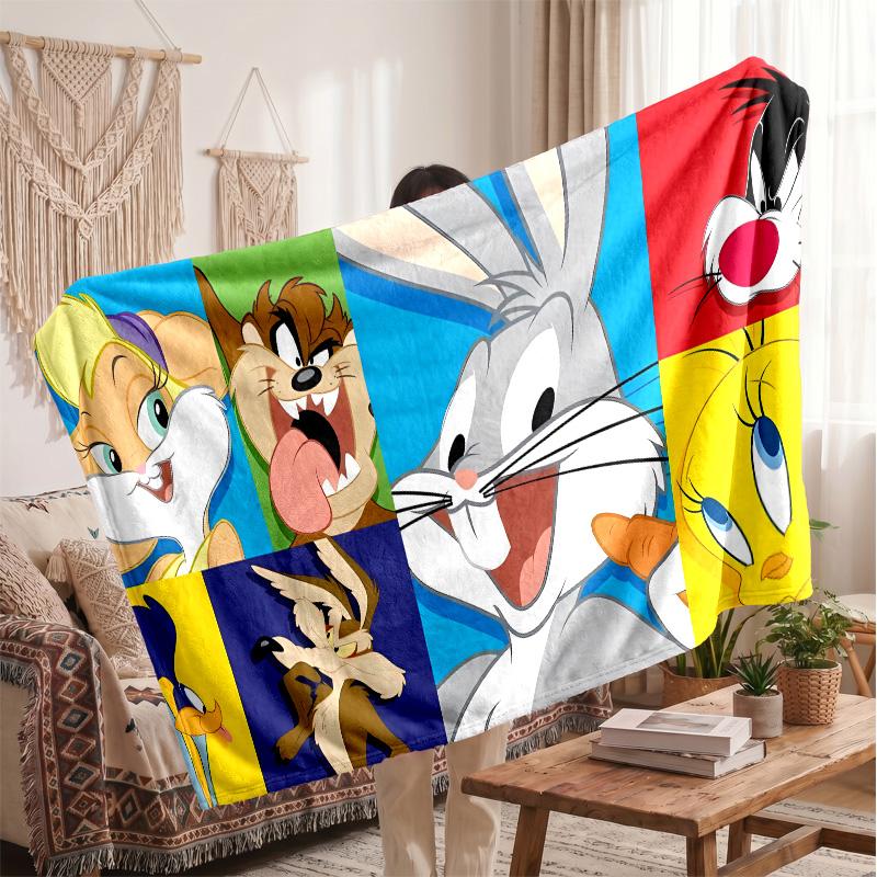 Looney Tunes Printed Flannel Blanket, Skin Friendly Warm Throw for Indoor Couch Bed Daily Use