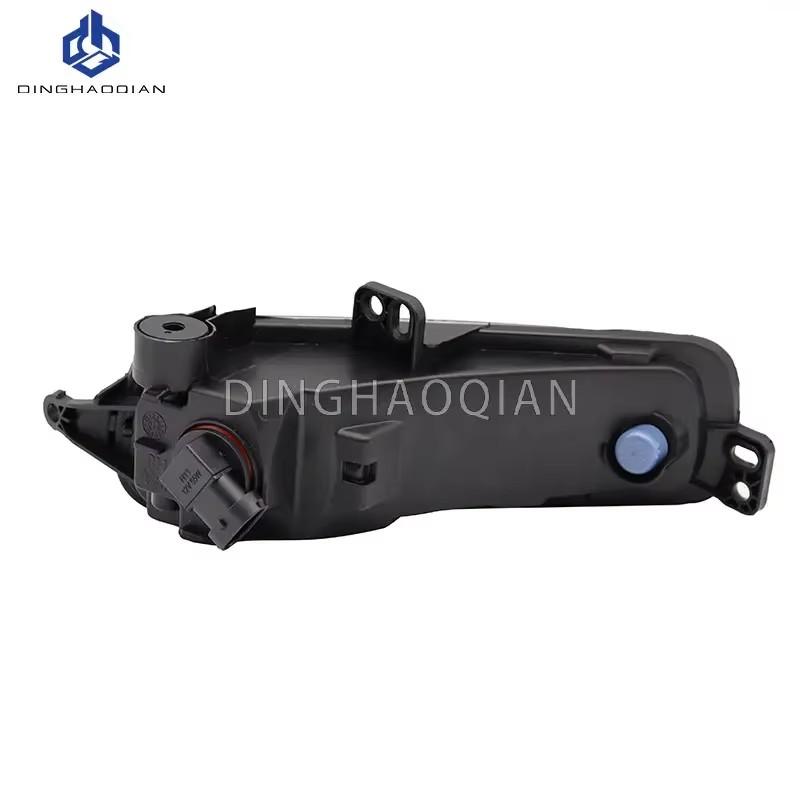 Car Front Bumper Fog Light Anti-Fog Lamp Foglight Foglamp Assembly Reflector For Ford Focus 2015 2016 2017 2018